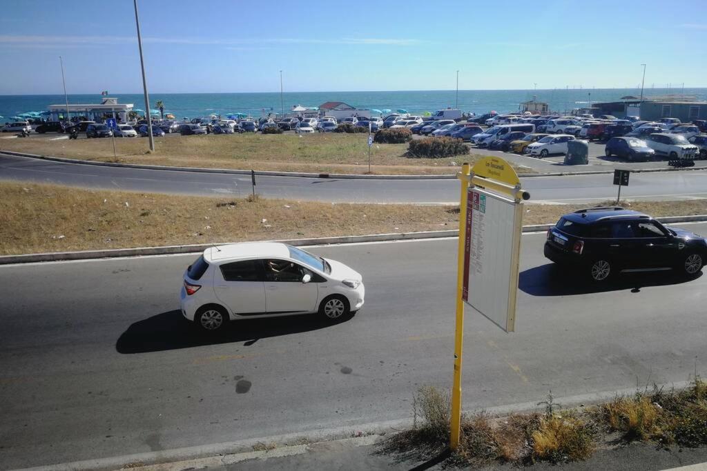 Mare Di Roma Villa Lido di Ostia Bagian luar foto
